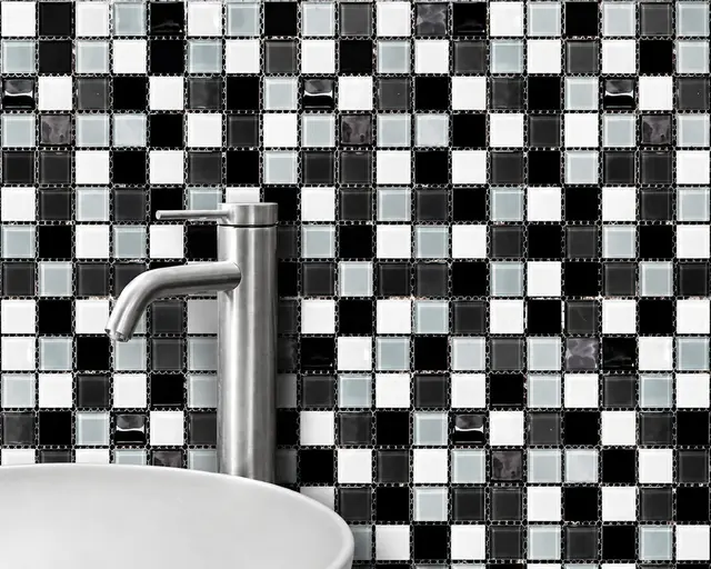 Mosaico MF-25ALSW05 para piso y muro, interior/exterior, MF Design — Mosaico de pequeños azulejos cuadrados que forma patrón geométrico, efecto moderno y refrescante Incluye…