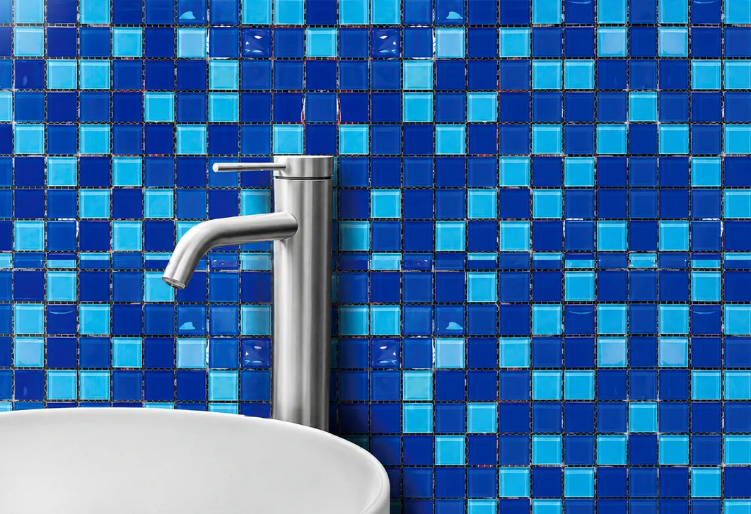 Mosaico MF-25ALSW21 para piso y muro, interior/exterior, MF Design — Mosaico de pequeños azulejos cuadrados que forma patrón geométrico, efecto moderno y refrescante Incluye…