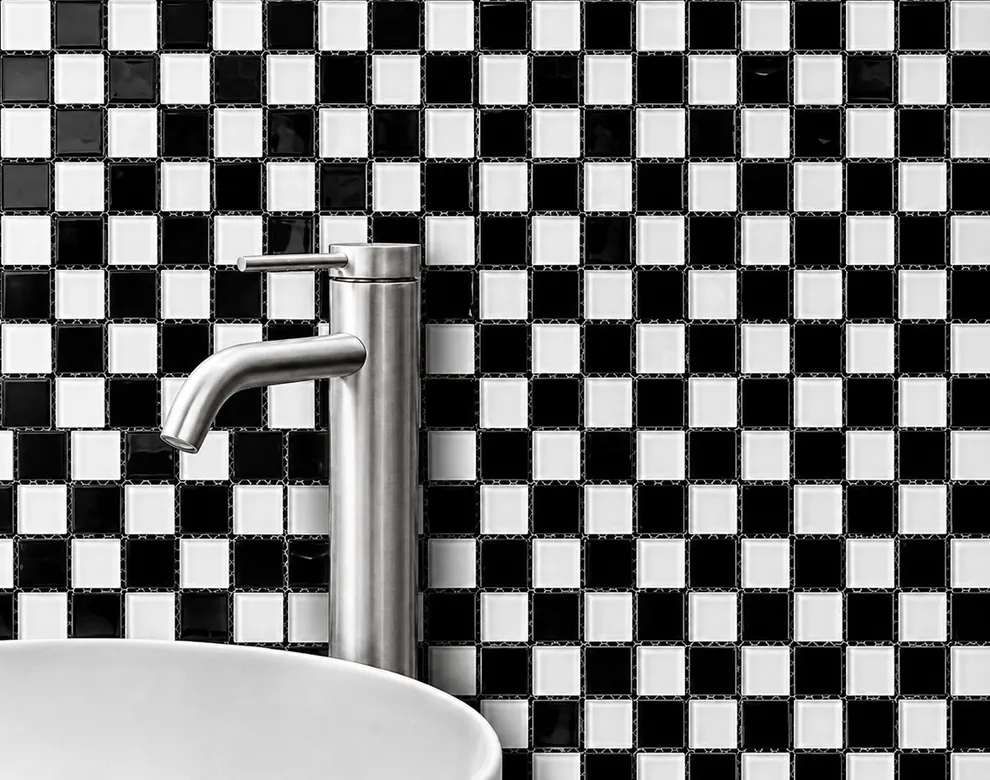 Mosaico MF-25ALSW33 para piso y muro, interior/exterior, MF Design — Mosaico de pequeños azulejos cuadrados que forma patrón geométrico, efecto moderno y refrescante Incluye…
