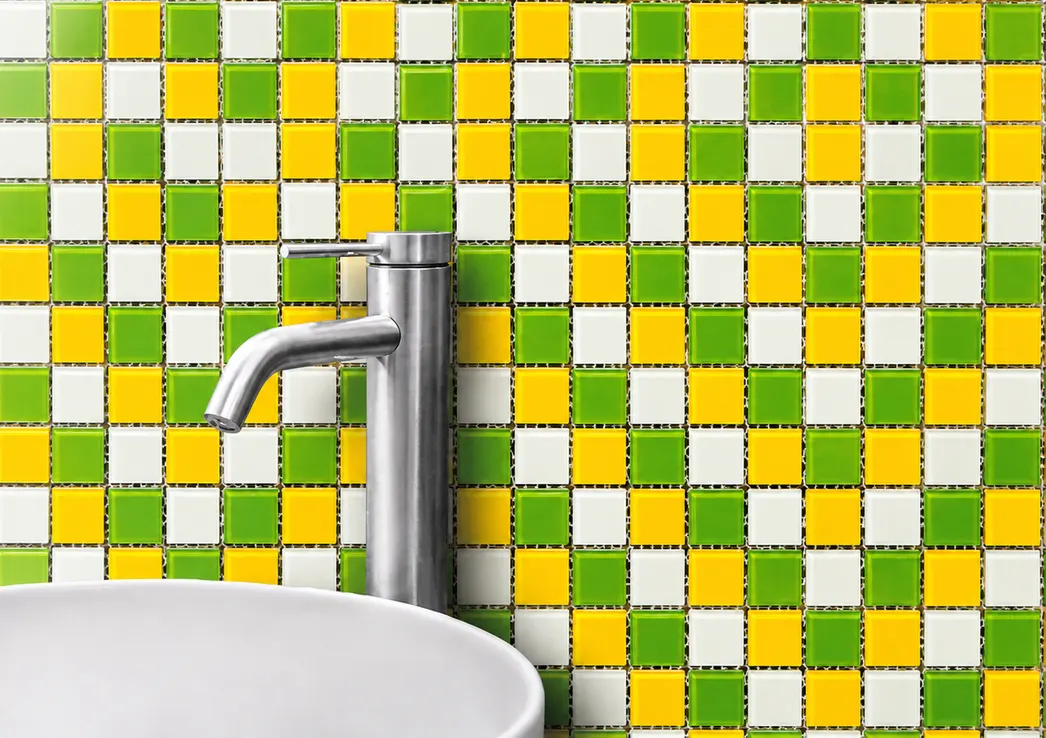 Mosaico MF-25ALSW37 para piso y muro, interior/exterior, MF Design — Mosaico de pequeños azulejos cuadrados que forma patrón geométrico, efecto moderno y refrescante Incluye…