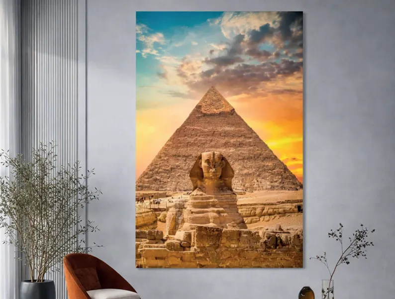 Imagen 3D pirámide y esfinge para interior y exterior protegido, MF Design