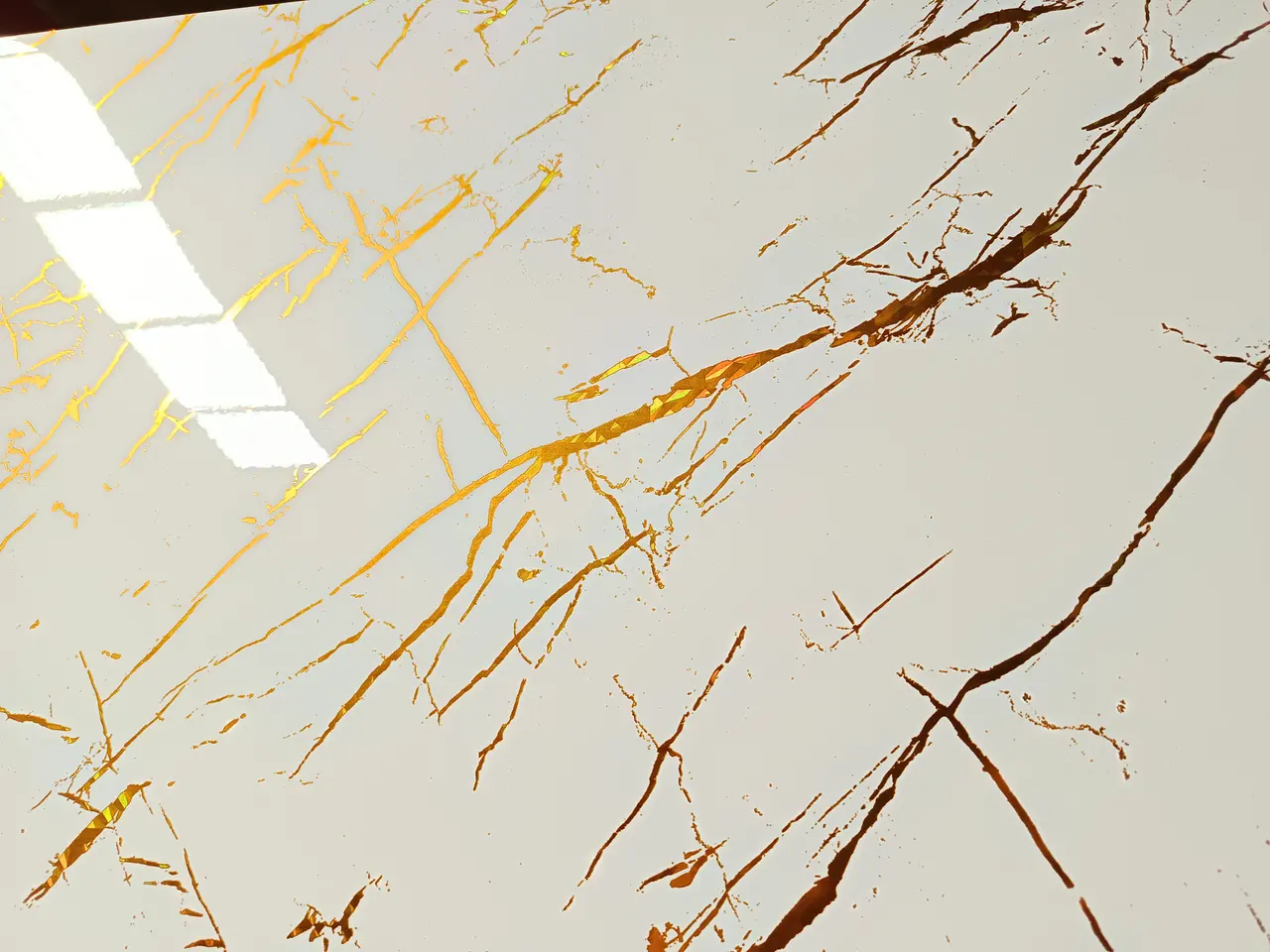 Lámina PVC MF-S1164-6 imitación mármol, mármol blanco con vetas doradas — MF Design