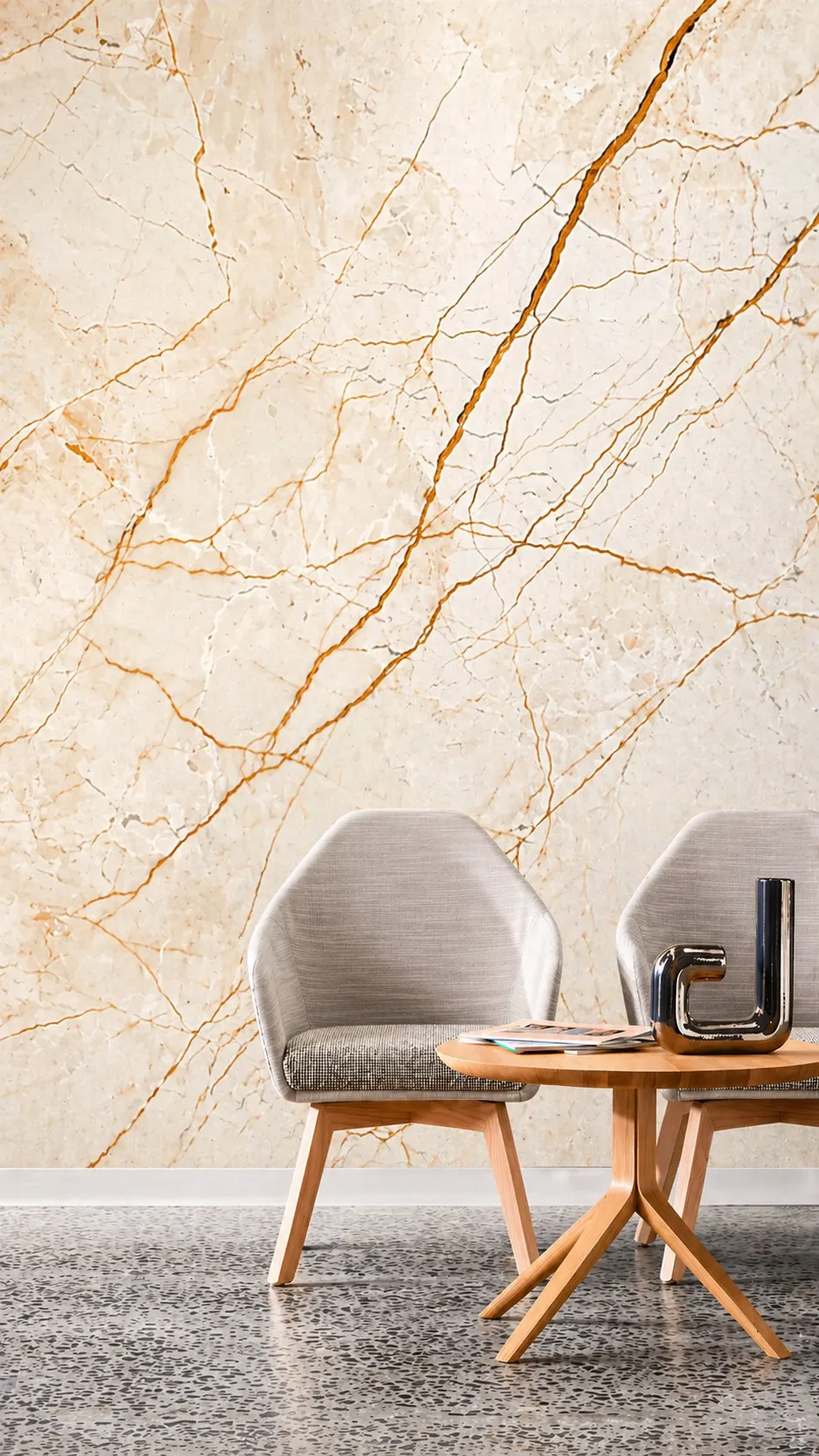 Lámina PVC MF-S1615 para interior y exterior protegido, MF Design — Lámina de PVC imitación mármol con acabado beige vetas cálidas, ideal para un estilo sofisticado y moderno.